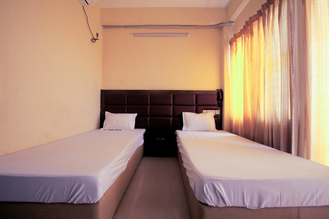 Hotel Night Heaven Bāndarban Eksteriør billede